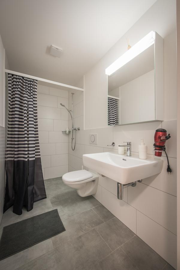 City Center Apartment - Интерлакен Екстериор снимка